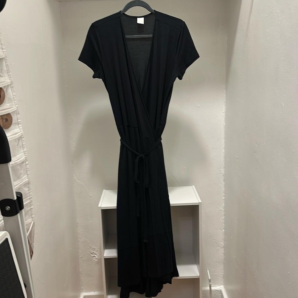 Lole wrap dress black
